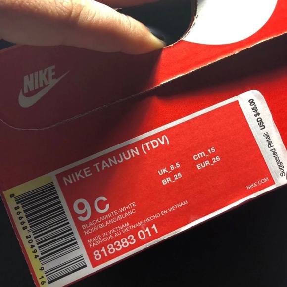 Nike shoes size 9c - Picture 4 of 4